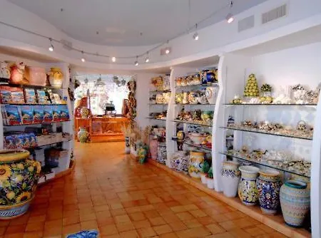 La Conca Azzurra Otel