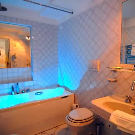 Otel La Conca Azzurra 4*