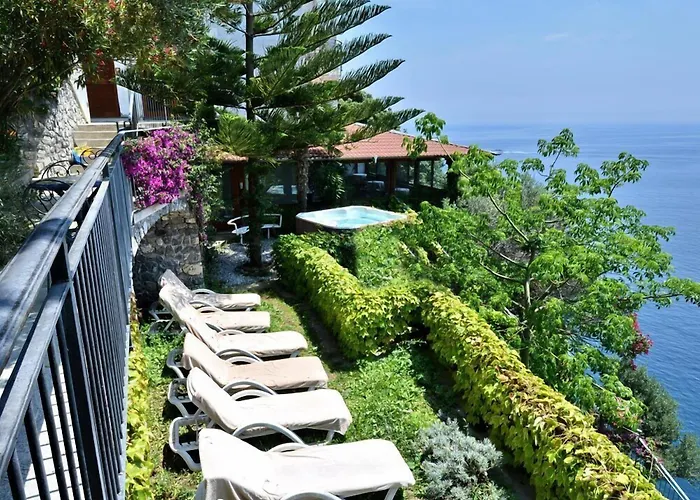 La Conca Azzurra Hotel