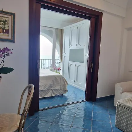 La Conca Azzurra Hotel 4*