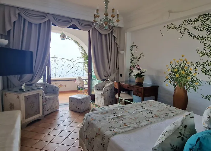 Hotel La Conca Azzurra 4*